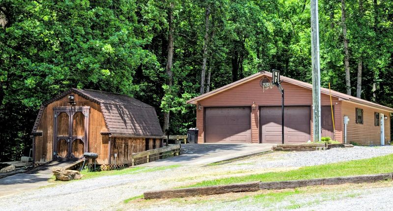3464 Whaley Rd, Sevierville, TN 37876