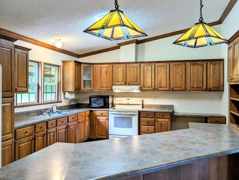 3464 Whaley Rd, Sevierville, TN 37876