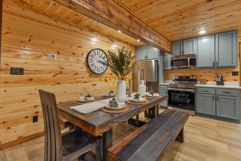 1217 Jayell Rd, Sevierville, TN 37876
