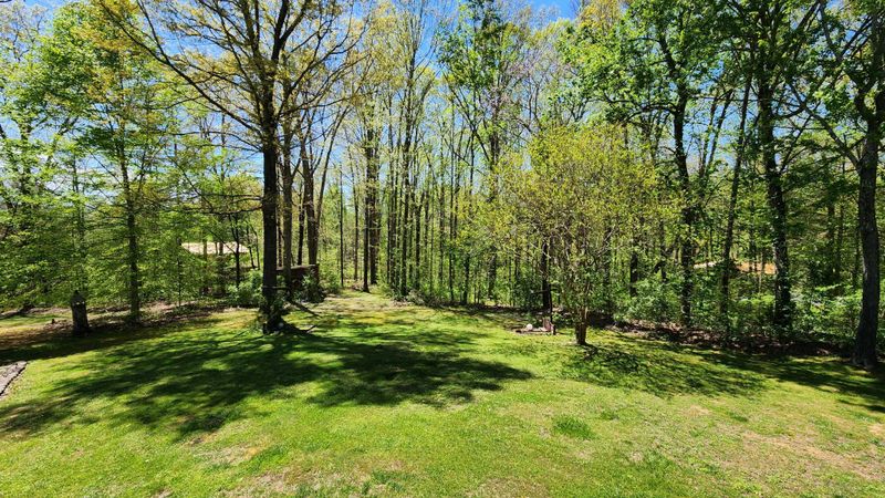 2444 Amanda Ln, Sevierville, TN 37876