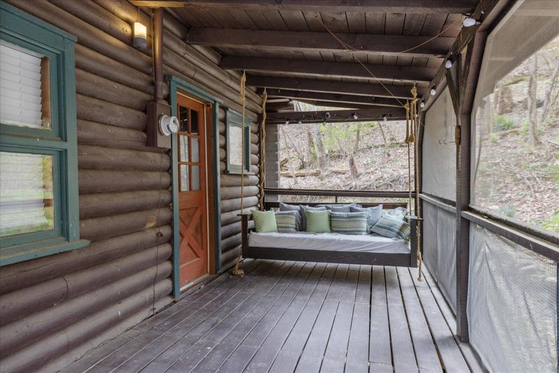 1161 Red Maple Ln, Sevierville, TN 37876