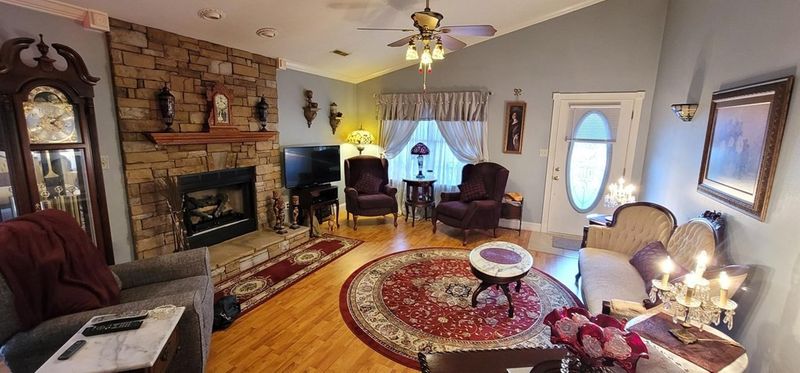 1114 White Tail Ln, Sevierville, TN 37876