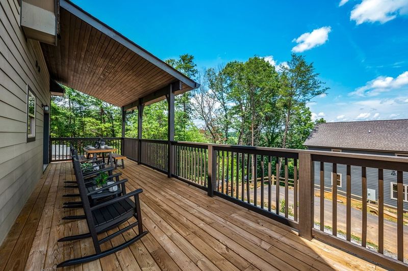 325 Paul Lafollette Way, Sevierville, TN 37876