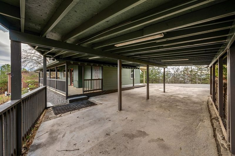 1825 Timber Ridge Way, Sevierville, TN 37876