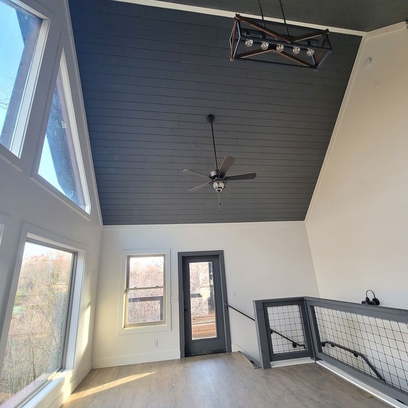 1847 Beach Front Dr, Sevierville, TN 37876