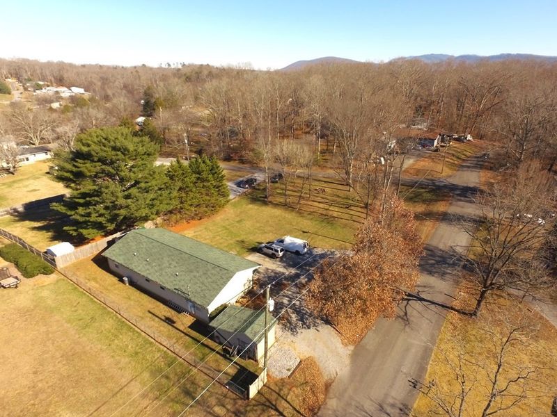 22372239 Arch Rock Dr, Sevierville, TN 37876