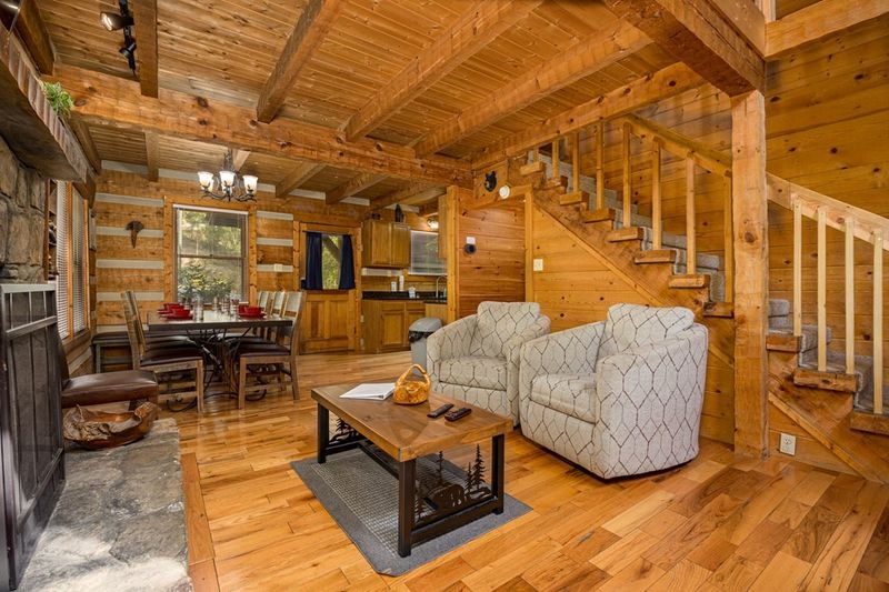 410 Sassafras Trl, Sevierville, TN 37876