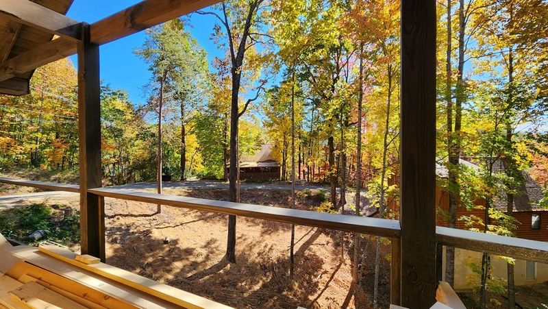 938 Ski View Ln, Sevierville, TN 37876