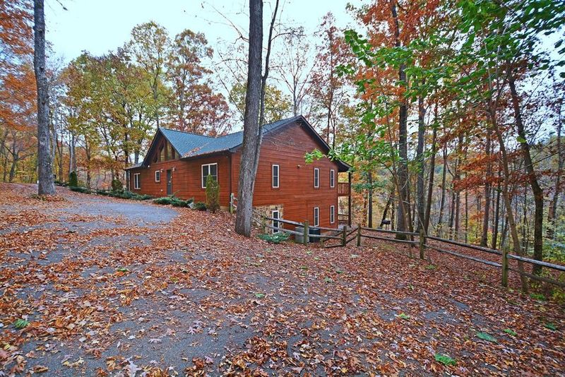 4115 Hickory Hollow Way, Sevierville, TN 37862