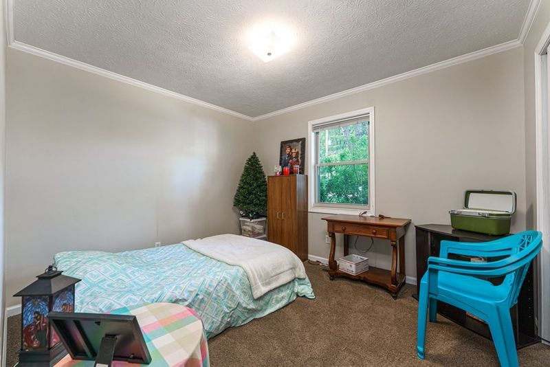 1904 Brookmill Rd, Knoxville, TN 37932