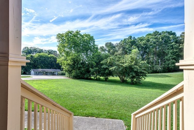 1145 Pullen Rd, Sevierville, TN 37862