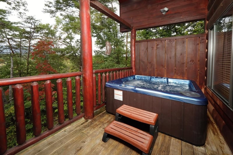 2825 Mountain View Cir, Sevierville, TN 37863