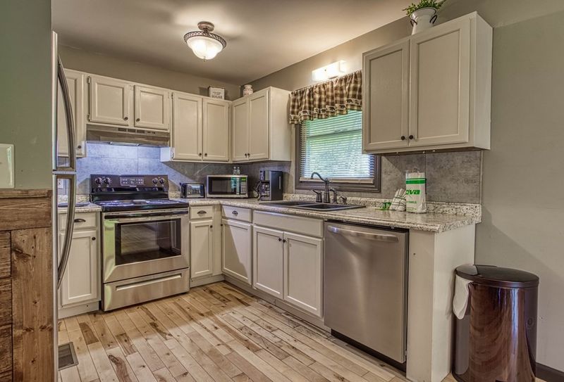 3049 Clear Fork Rd, Sevierville, TN 37862