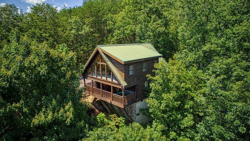 1755 Bassett Way, Sevierville, TN 37876