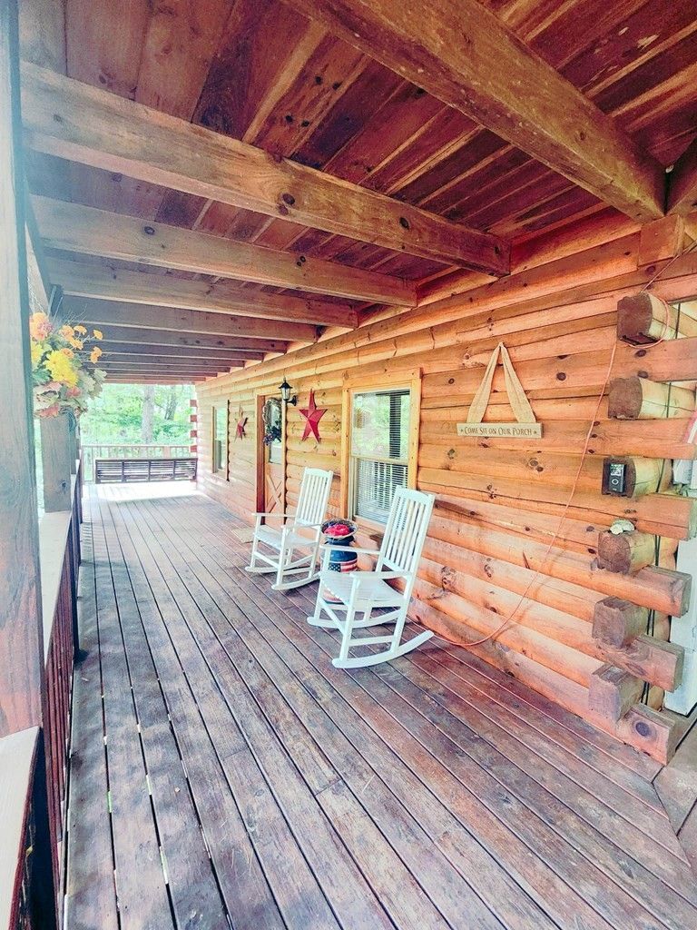 2157 Red Bud Rd, Sevierville, TN 37876