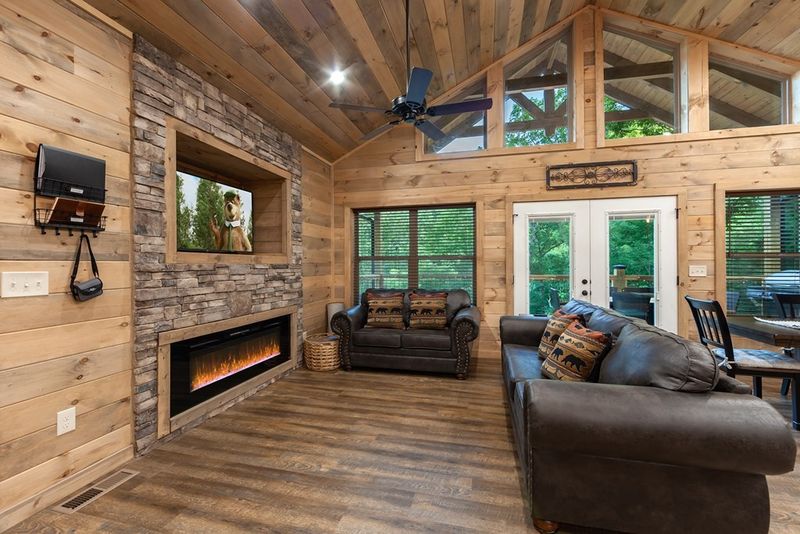 2253 Headrick Lead, Sevierville, TN 37862
