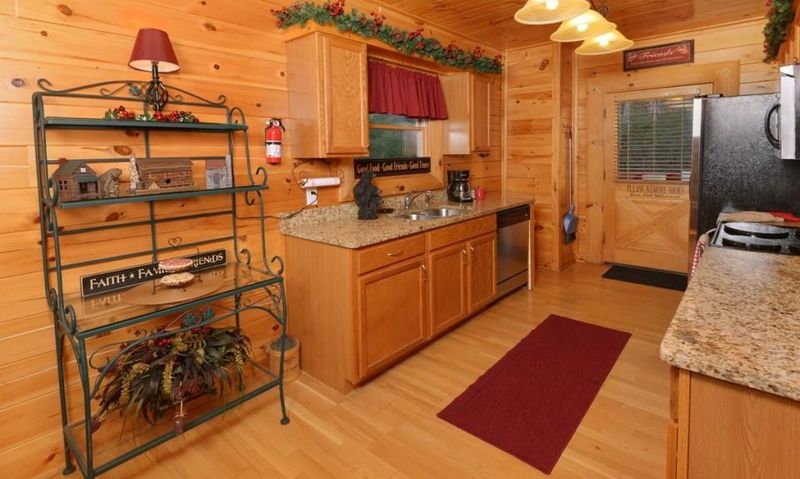 848 Black Bear Cub Way #BEOURGUEST, Sevierville, TN 37862