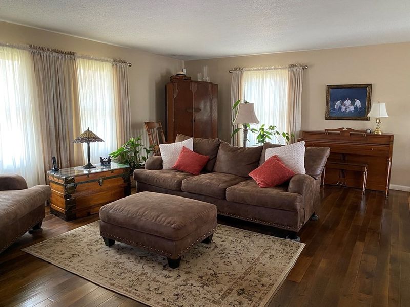 1619 White Oak Dr, Sevierville, TN 37862