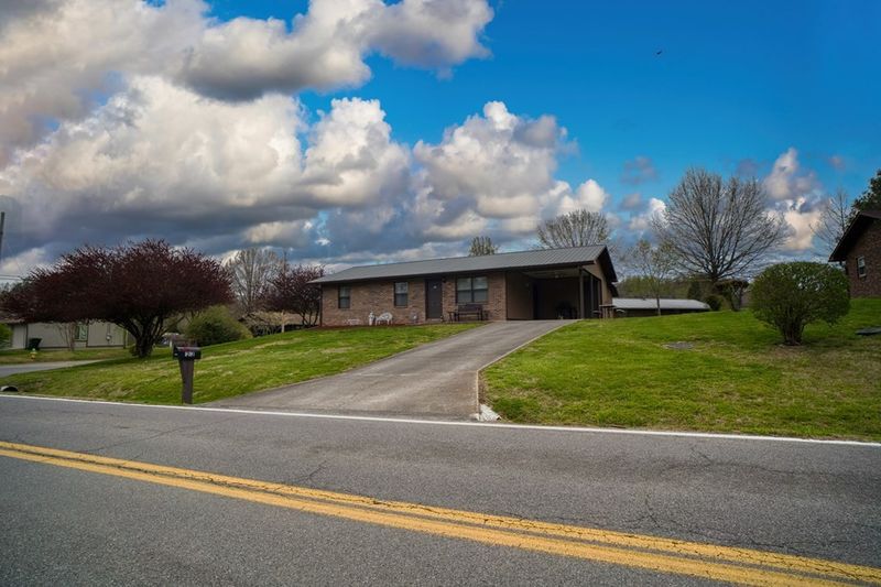 1262 Old Newport Hw, Sevierville, TN 37862