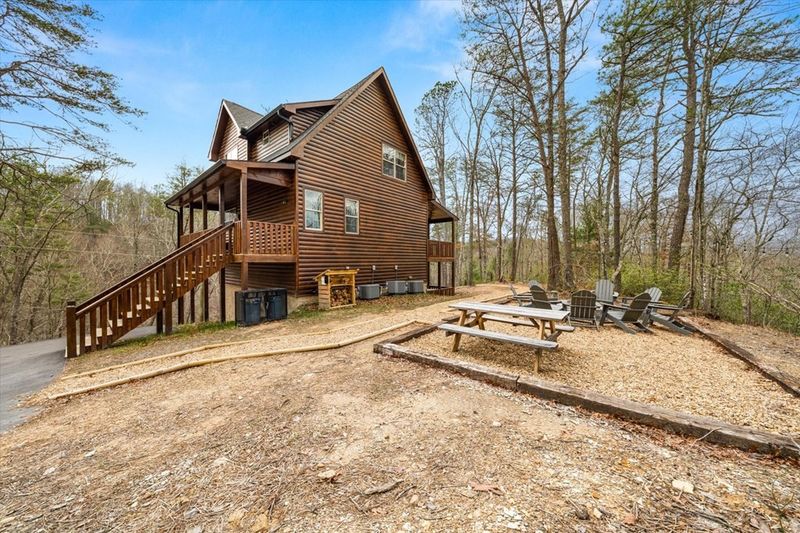 3541 Locust Rg, Sevierville, TN 37876