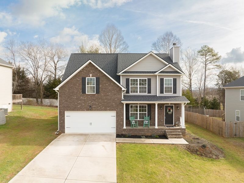 2732 Southwinds Creek, Sevierville, TN 37876