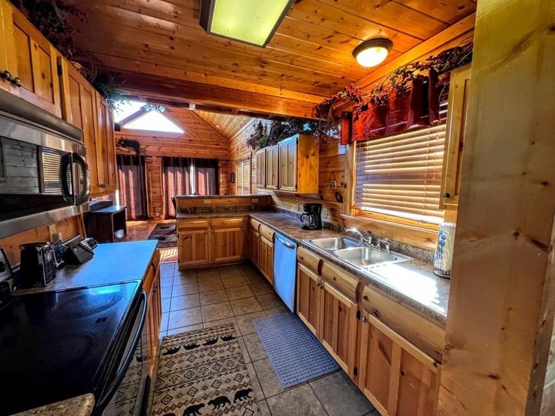 2848 White Oak Rg #L, Sevierville, TN 37862