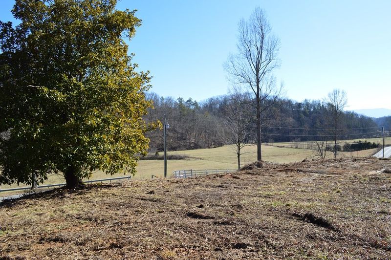 270 White School Rd Lot 2, Sevierville, TN 37876