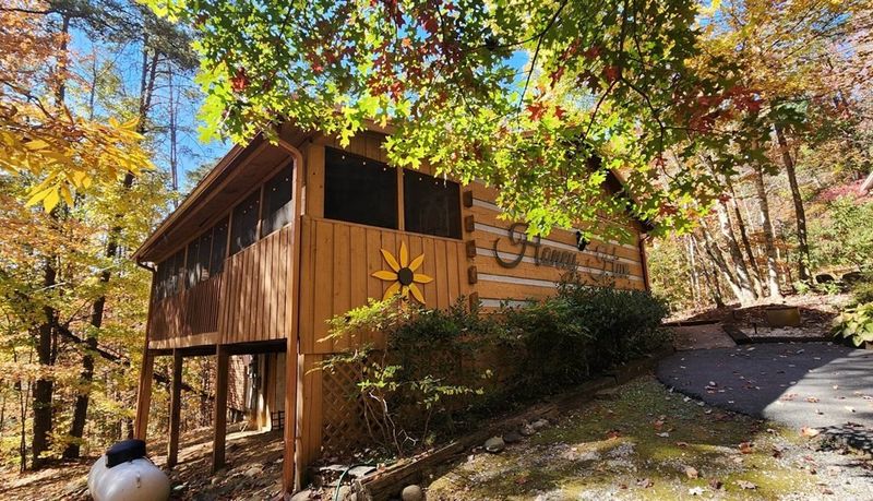1662 Mountain View Rd, Sevierville, TN 37862