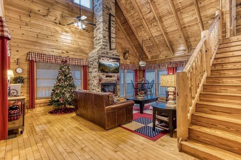 2015 Cougar Crossing Way, Sevierville, TN 37876