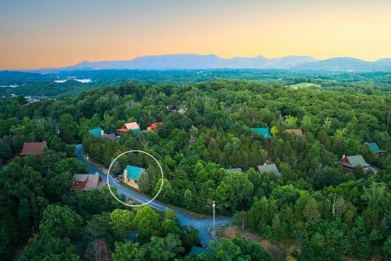 1058 Willard Way, Sevierville, TN 37876