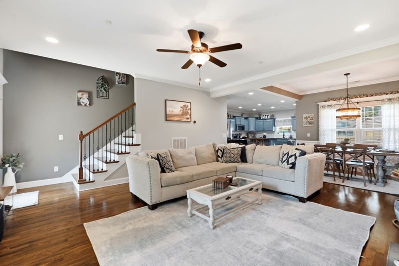 1213 Rivercrest Dr, Murfreesboro, TN 37129