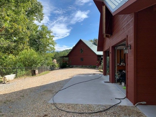 4115 Blalock Hollow Rd, Sevierville, TN 37876