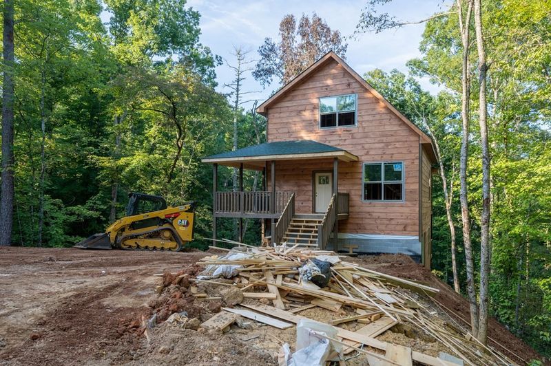 1518 Gregory Way, Sevierville, TN 37876