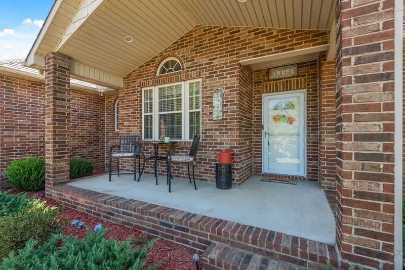 1514 Landmark Blvd, Sevierville, TN 37862