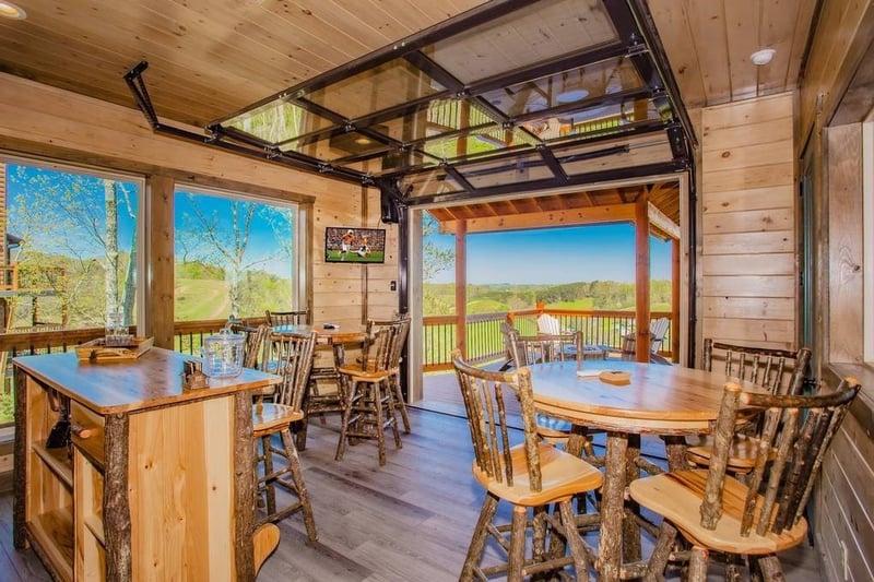 21 Reed Schoolhouse Rd, Sevierville, TN 37862