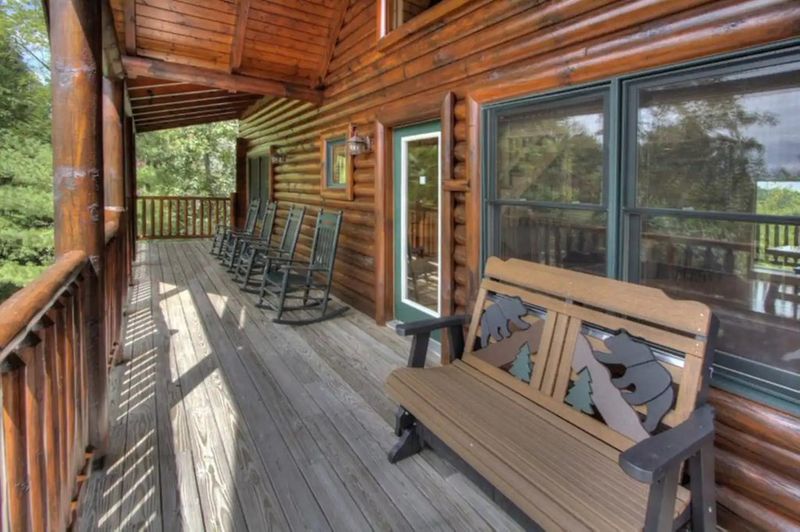 1663 Mountain Lodge Way #THEMIRAGE, Sevierville, TN 37862