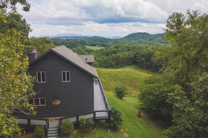 246 Bob Hollow Rd, Sevierville, TN 37876