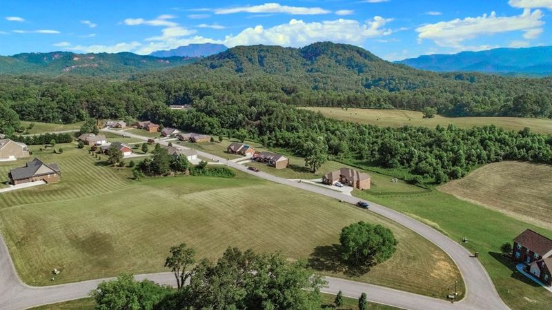 132 Laurel Falls Ln Lot 132, Sevierville, TN 37862