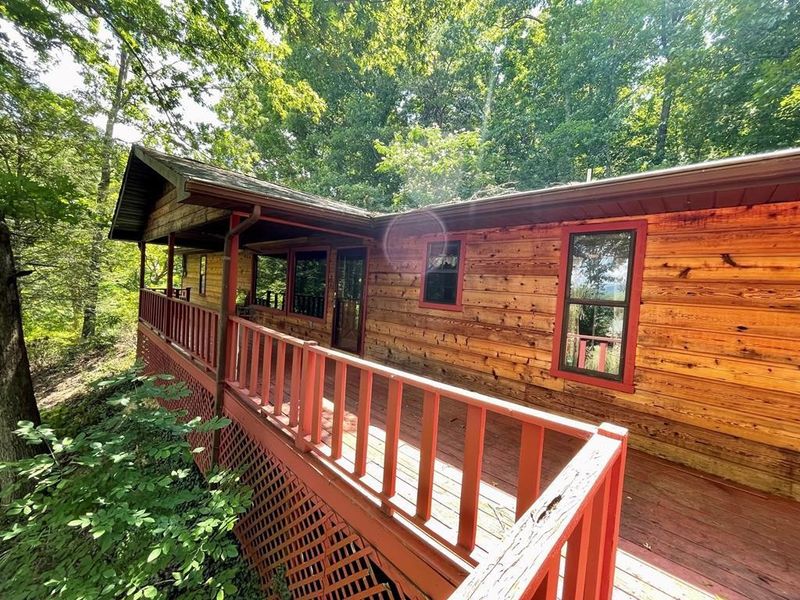 3842 Pleasant View Ln, Sevierville, TN 37876