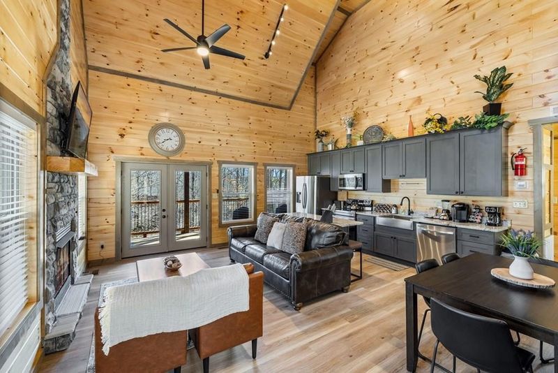 1906 Pine Ct #9, Sevierville, TN 37876