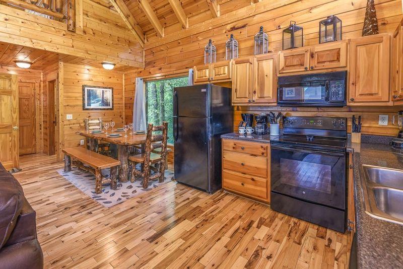 2251 Upper Middle Creek Rd #10J, Sevierville, TN 37876