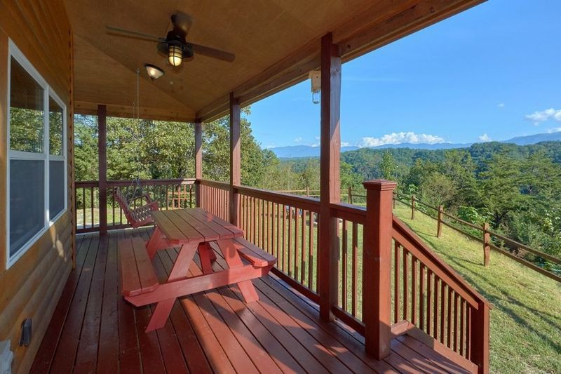 1815 Timber Ridge Way #SEAOFCLOUDS, Sevierville, TN 37862