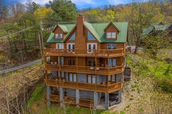 1620 Silver Poplar Ln #BIGBEARLODGE, Sevierville, TN 37876