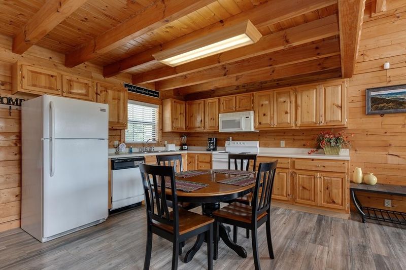 1818 Blue Tick Way #TERRISTREASURE, Sevierville, TN 37876