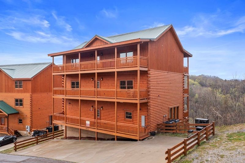 2313 Boulder Way, Sevierville, TN 37876