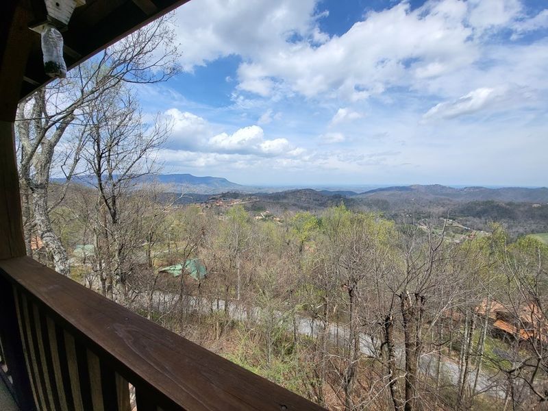 2424 Walnut Ridge Way #THEREALMCCOY, Sevierville, TN 37862