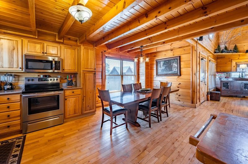 2011 Cougar Crossing Way, Sevierville, TN 37876