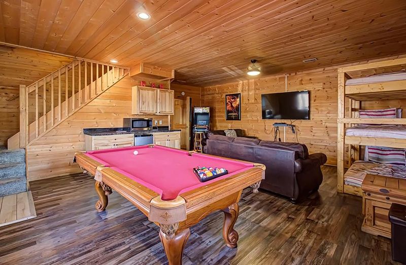 1617 Silver Poplar Ln #EAGLEVIEW, Sevierville, TN 37876