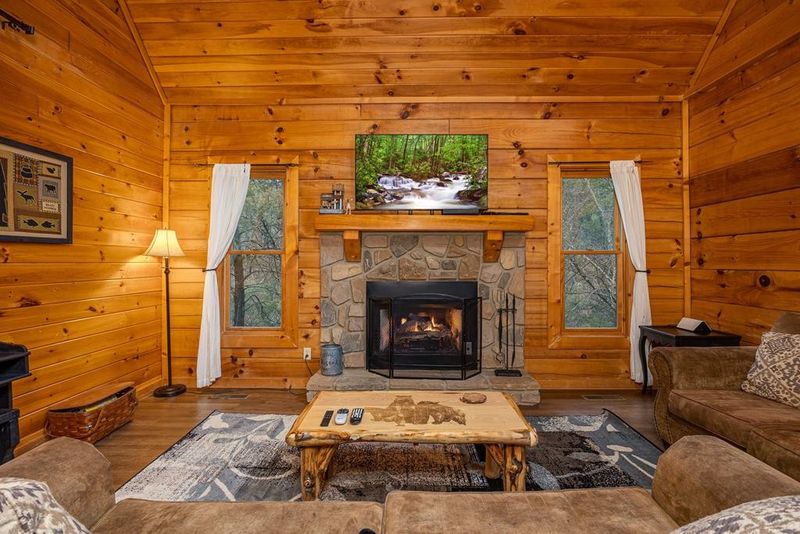 1122 Carroll Hill Ln #AMONGTHETREES, Sevierville, TN 37876
