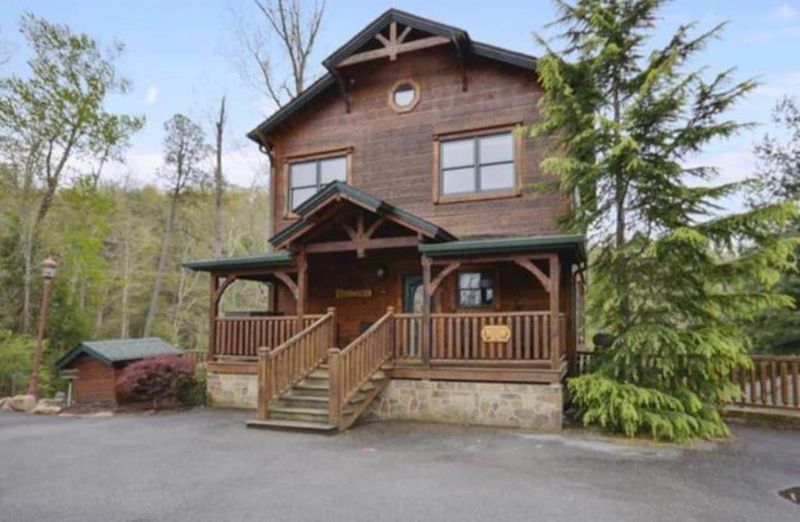 4455 Park Boundary Way, Sevierville, TN 37876